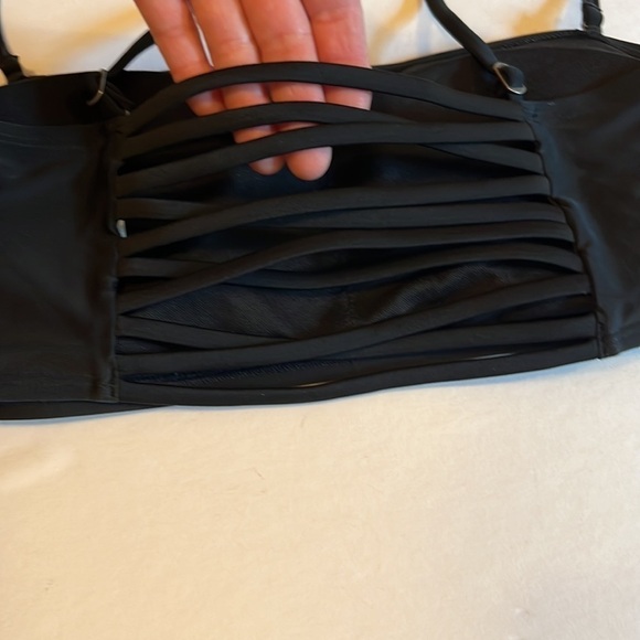 HOLLISTER  Black Floral Embroidered Bandeau Swim Top size L SUMMER SALE $10 - Picture 4 of 5